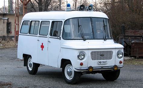 Az első nagykanizsai mentőautó